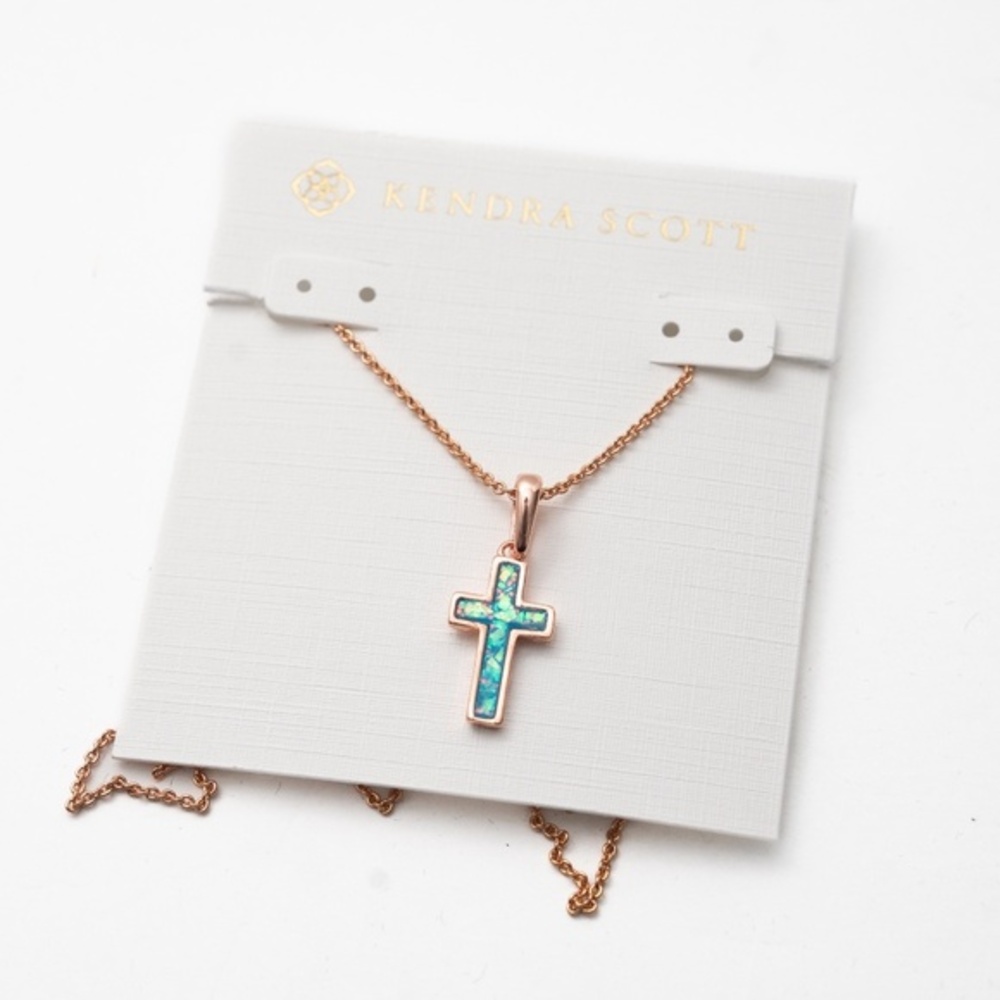 Kendra Scott - Rose Gold Pendant Necklace